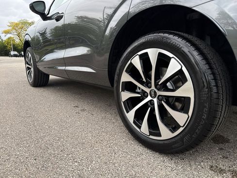 New 2026 Audi Q3 quattro 2.0T AWD/4WD image 3