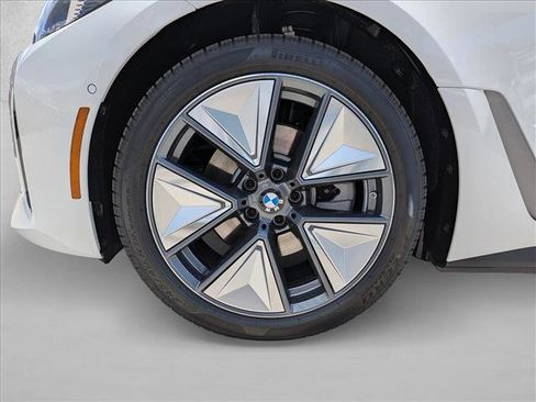 New 2026 BMW i4 eDrive40 w/ Premium Package RWD image 10