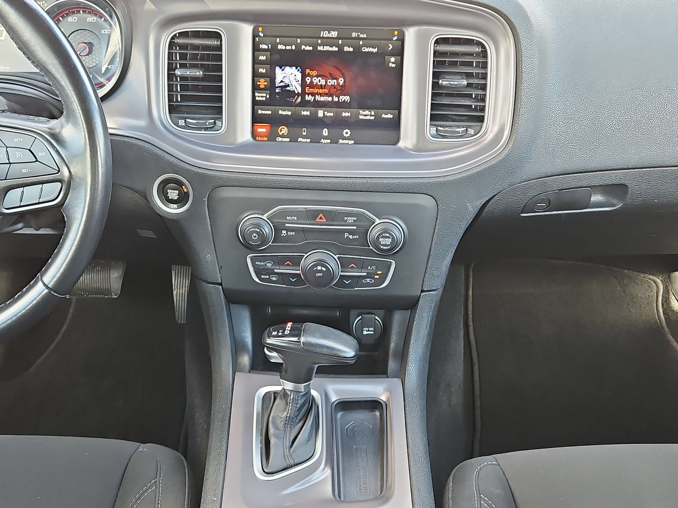 Used 2023 Dodge Charger SXT RWD image 16