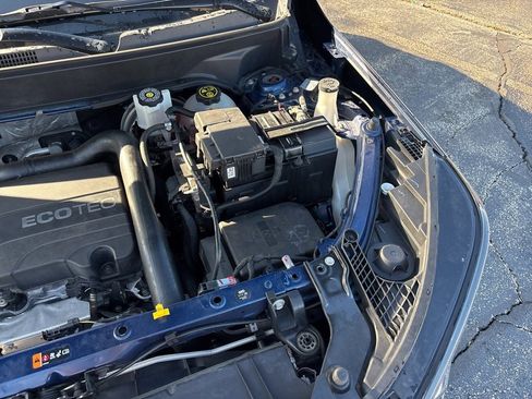 Used 2022 GMC Terrain SLE w/ Driver Convenience Package image 10