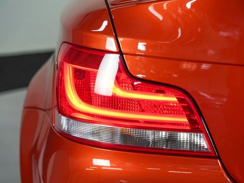 Used 2011 BMW 1 Series M image 19