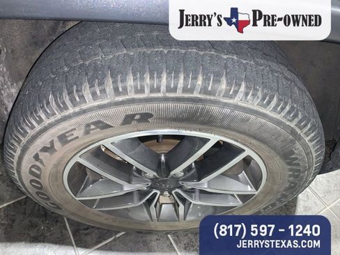 Used 2019 Jeep Grand Cherokee Limited image 5