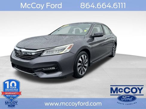 Used 2017 Honda Accord Touring image 1