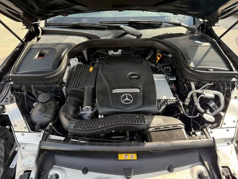 Used 2019 Mercedes-Benz GLC 300 image 21
