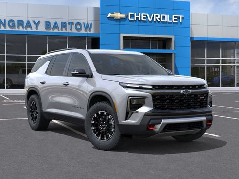 New 2026 Chevrolet Traverse Z71 w/ Driver Confidence Package AWD/4WD image 9