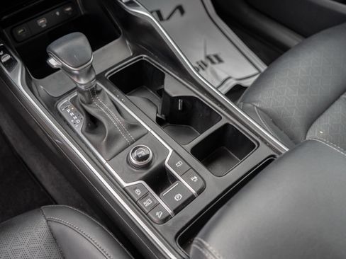 Used 2023 Kia Sorento EX image 29