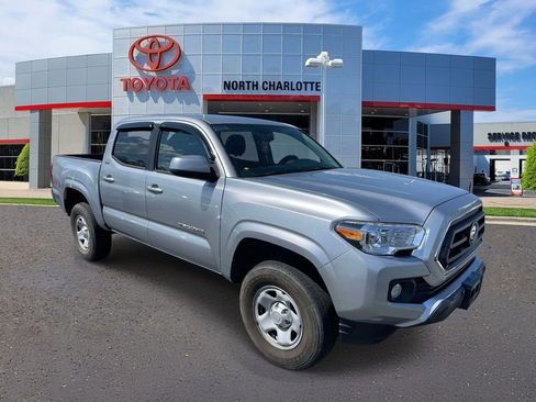 Used 2022 Toyota Tacoma SR5 image 3