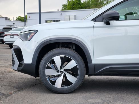 New 2026 Volkswagen Taos S AWD/4WD image 2
