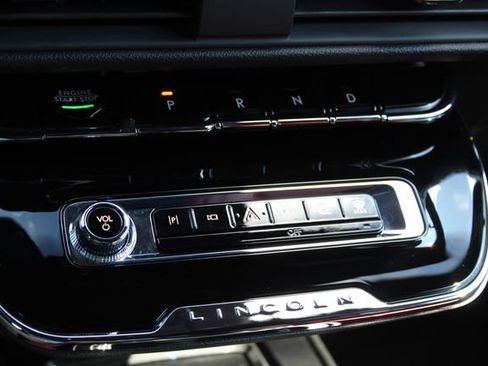 Certified 2023 Lincoln Corsair Reserve w/ Equipment Group 202A AWD/4WD image 25