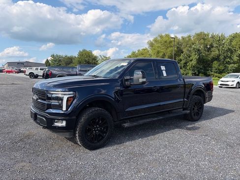 Used 2024 Ford F150 Platinum AWD/4WD image 2