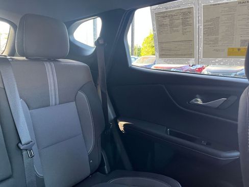 Used 2025 Chevrolet Blazer LT FWD image 38