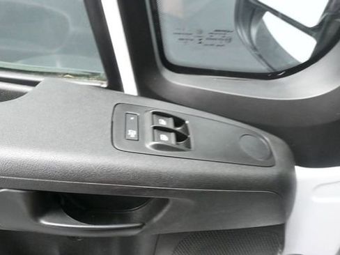 Used 2023 RAM ProMaster 2500 FWD image 24