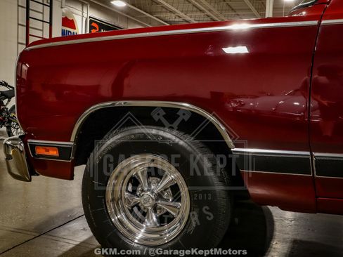 Used 1989 Dodge D/W Truck 150 image 36