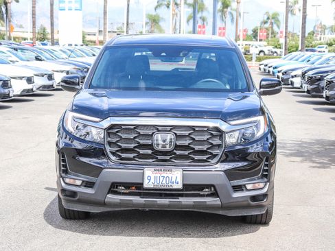 Used 2023 Honda Passport EX-L image 2
