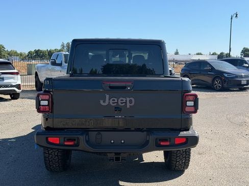 New 2026 Jeep Gladiator Rubicon AWD/4WD image 11