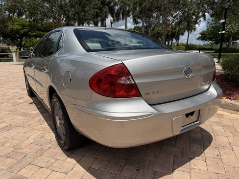 Used 2007 Buick LaCrosse CX FWD image 7