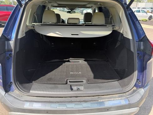 Used 2021 Nissan Rogue SL w/ Premium Package FWD image 8