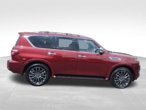 Used 2024 Nissan Armada Platinum w/ Captain's Chairs Package RWD image 7
