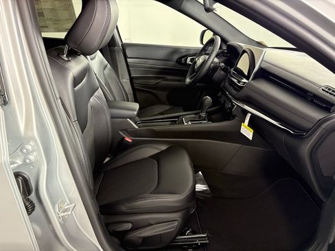 New 2026 Jeep Compass Latitude AWD/4WD image 41