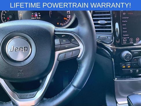 Used 2019 Jeep Grand Cherokee Altitude RWD image 28