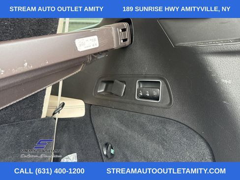 Used 2022 Mercedes-Benz GLS 450 4MATIC image 11