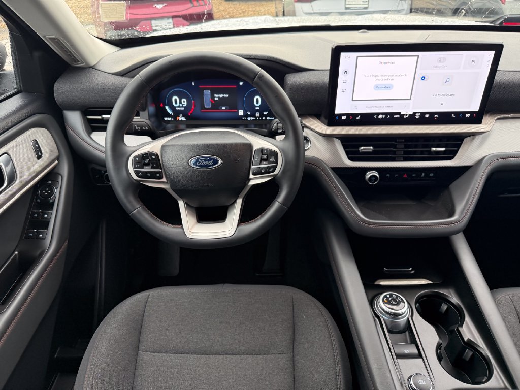 Certified 2025 Ford Explorer Active AWD/4WD image 22