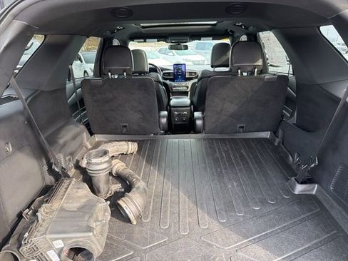 Used 2020 Ford Explorer ST w/ ST Street Pack image 25