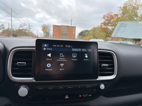 New 2026 Hyundai Venue SEL image 22