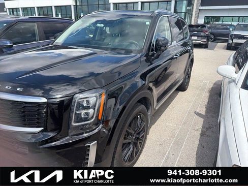 Certified 2022 Kia Telluride SX w/ Towing Package image 1