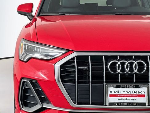 Used 2023 Audi Q3 2.0T Premium Plus w/ Premium Plus Package AWD/4WD image 15