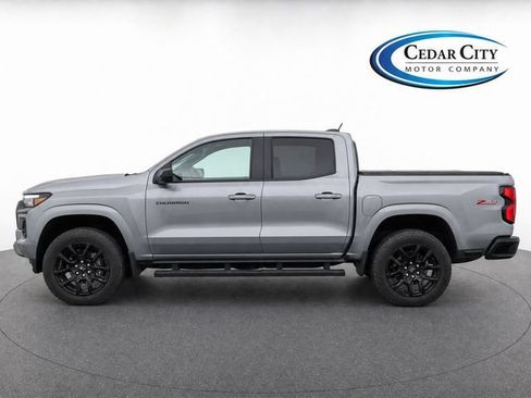 Used 2024 Chevrolet Colorado Z71 w/ LPO, Dark Essentials Package AWD/4WD image 6