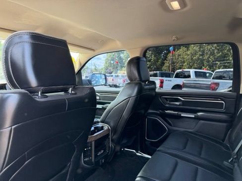 Used 2019 RAM 1500 Laramie AWD/4WD image 33