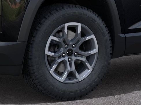 New 2026 Chevrolet Equinox ACTIV w/ Convenience Package III AWD/4WD image 9