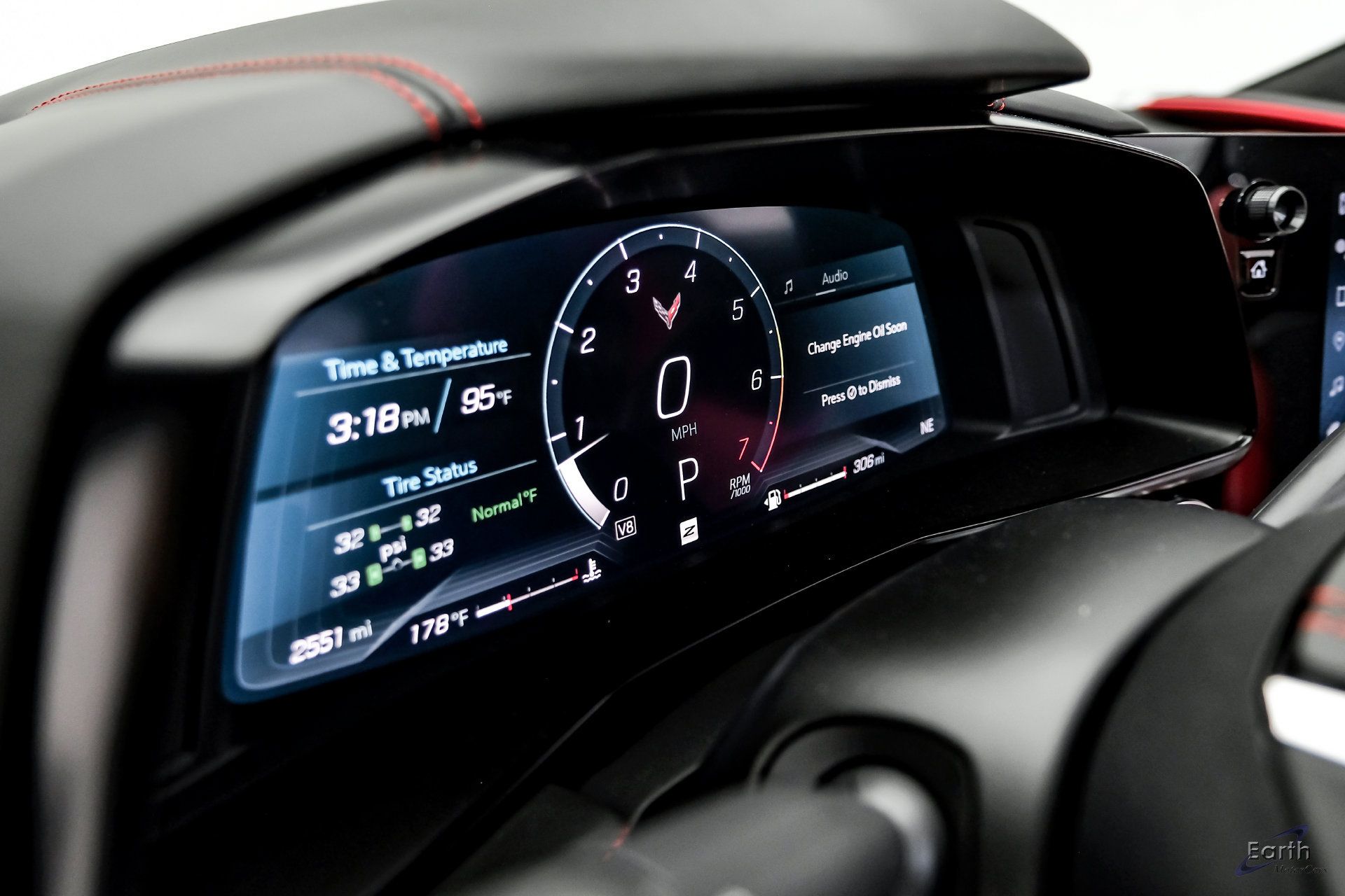 Used 2024 Chevrolet Corvette Stingray Premium Conv w/ Z51 Performance Package RWD image 41