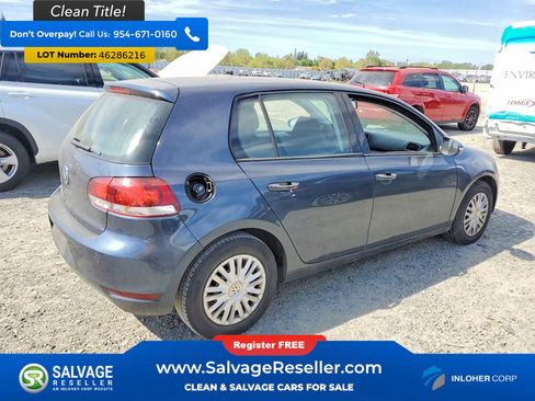 Used 2013 Volkswagen Golf 4-Door FWD image 4