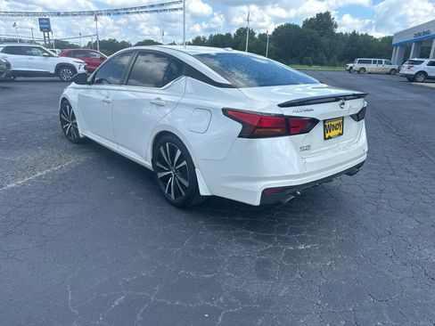 Used 2019 Nissan Altima 2.5 SR w/ SR Premium Package FWD image 4