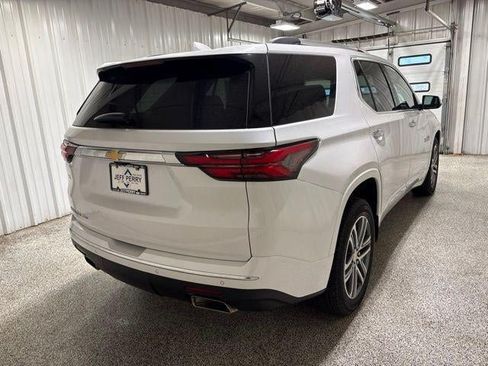 Used 2023 Chevrolet Traverse High Country AWD/4WD image 4
