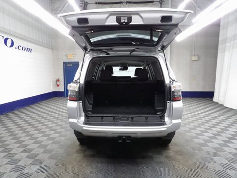 Used 2024 Toyota 4Runner TRD Off-Road Premium image 30