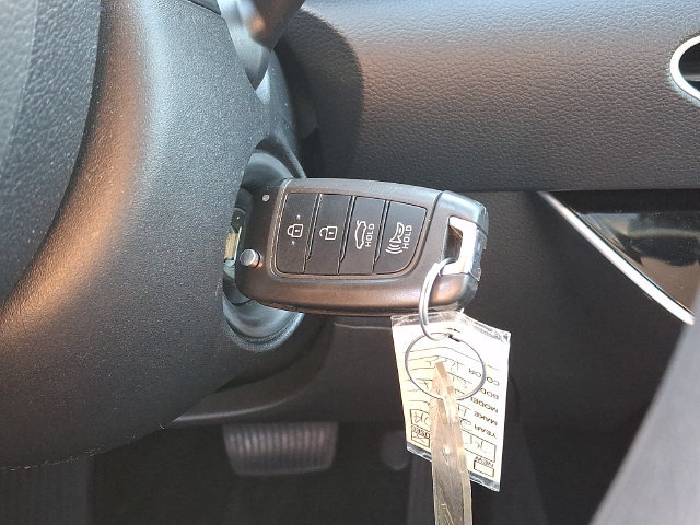 Certified 2023 Hyundai Sonata SE w/ Preferred Accessory Package FWD image 21