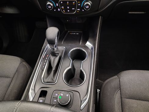 Used 2023 Chevrolet Traverse LT AWD/4WD image 34