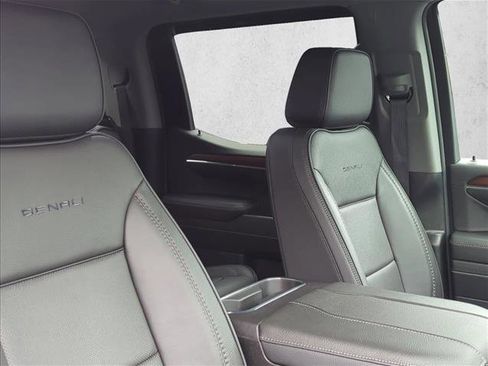 Used 2024 GMC Sierra 1500 Denali w/ Denali Reserve Package image 23