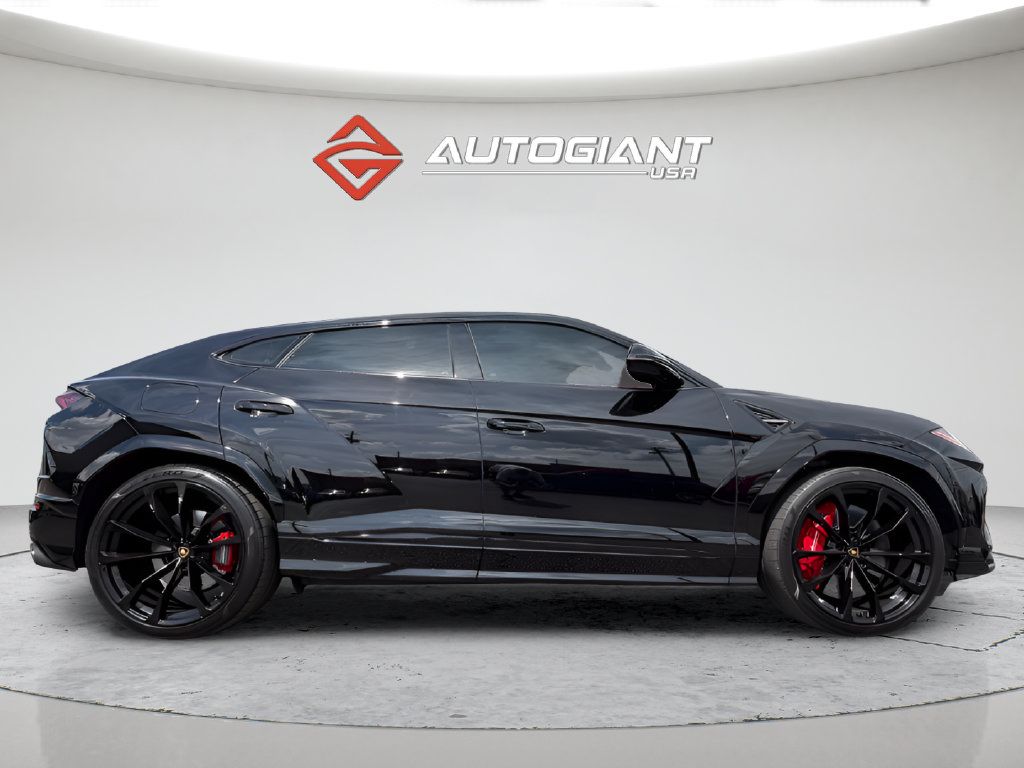 Used 2021 Lamborghini Urus AWD/4WD image 8