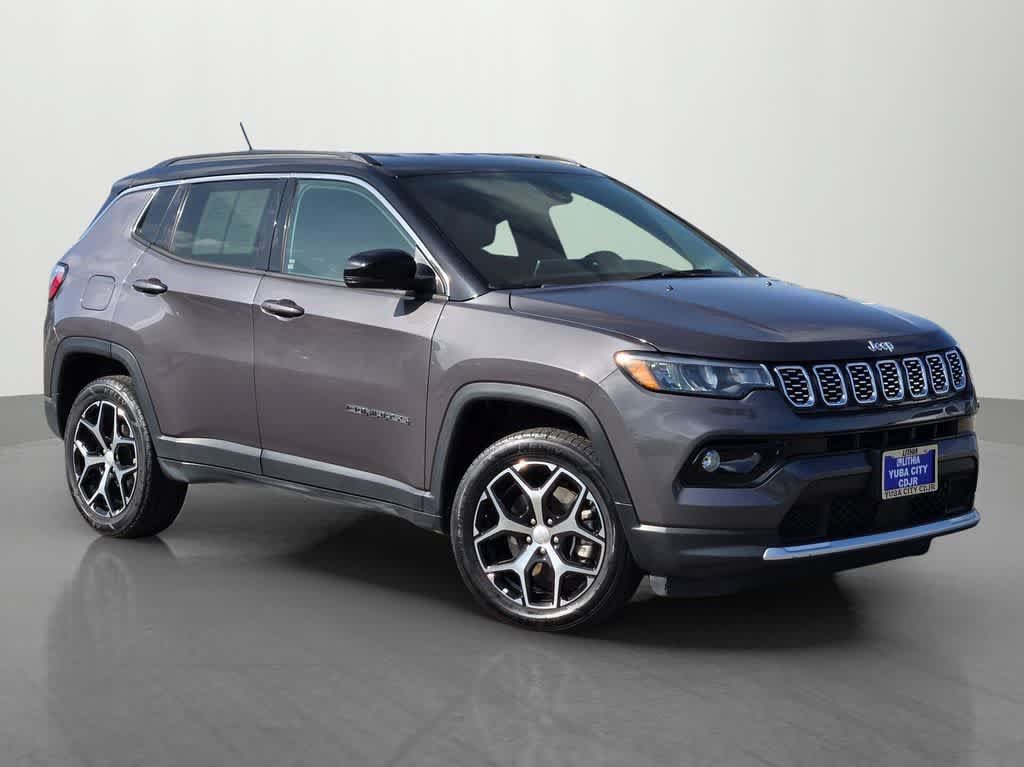 Used 2024 Jeep Compass Limited AWD/4WD image 8