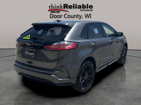 Used 2023 Ford Edge ST-Line w/ Cold Weather Package AWD/4WD image 5