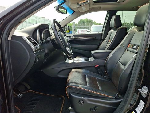 Used 2011 Jeep Grand Cherokee 70th Anniversary AWD/4WD image 13
