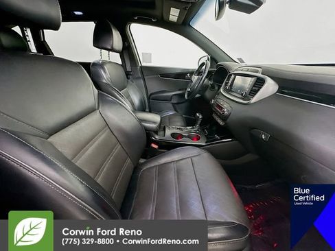 Used 2019 Kia Sorento SX image 35