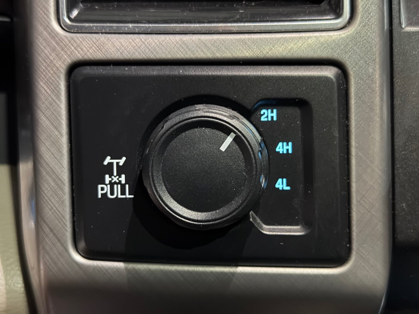 Used 2019 Ford F250 Limited w/ Snow Plow Prep Package AWD/4WD image 35
