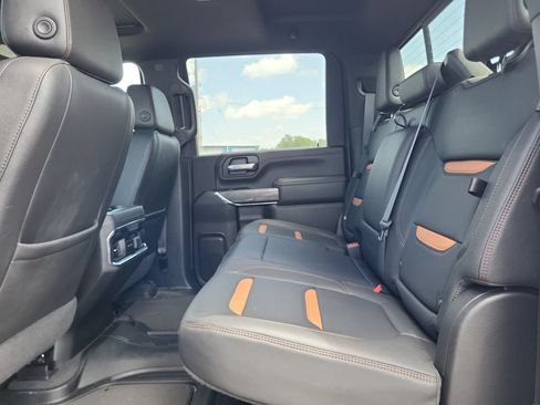 Used 2022 GMC Sierra 2500 AT4 w/ AT4 Premium Plus Package AWD/4WD image 22