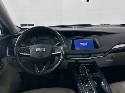 Used 2023 Cadillac XT4 Luxury FWD image 26