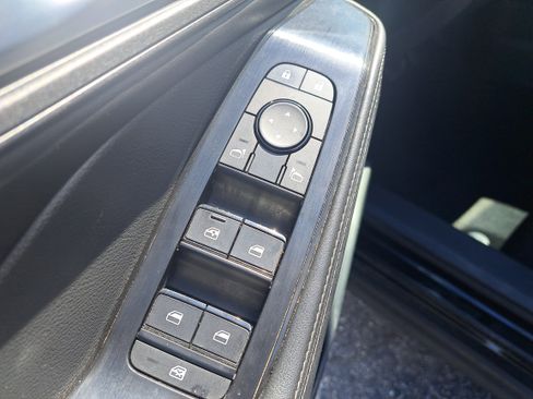 Certified 2023 Nissan Rogue SV w/ SV Premium Package image 18